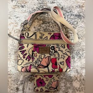 COACH POPPY PURSE AND MATCHING WRISTLET
